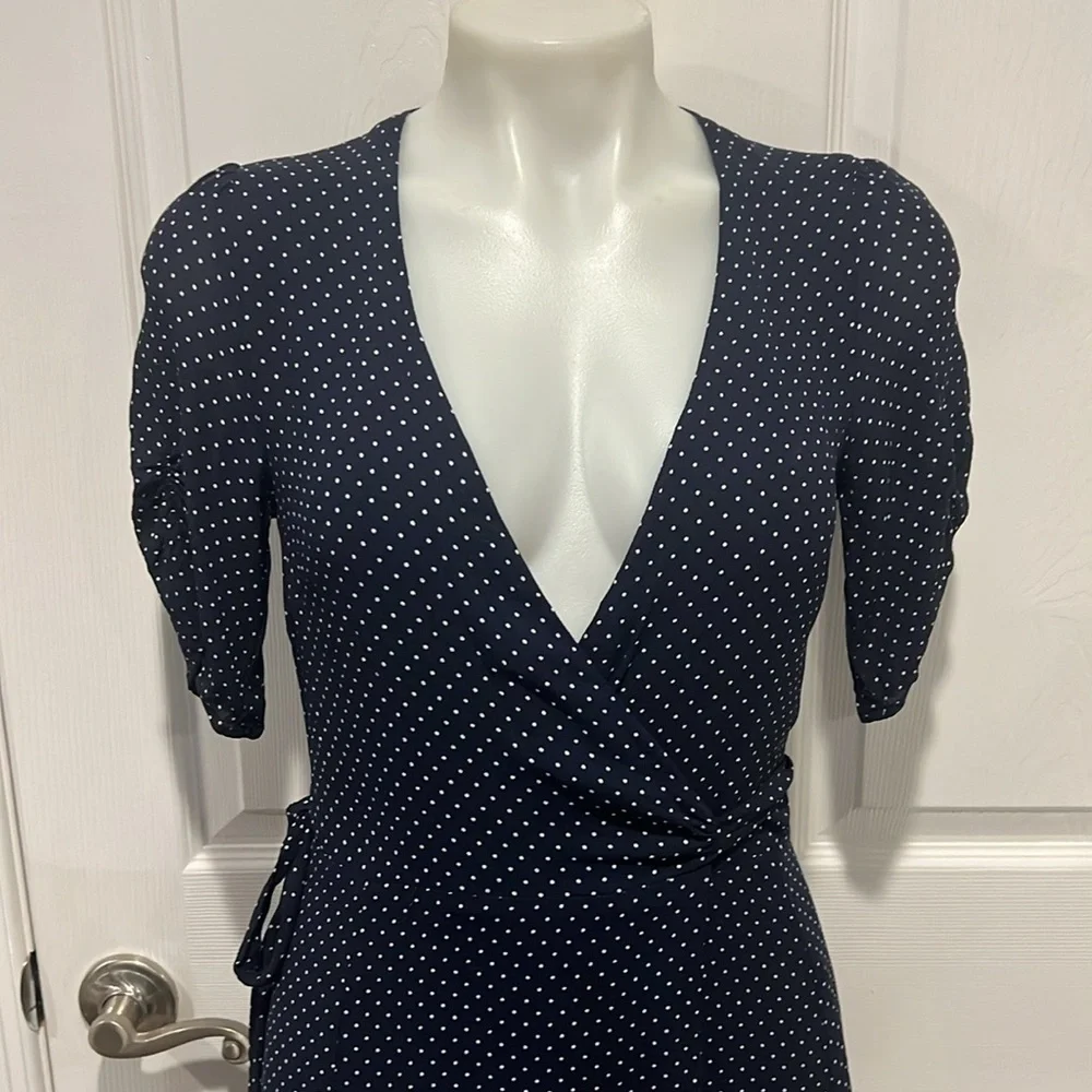 Reformation Monica navy polka dot short sleeve wrap dress size small - Picture 4 of 9